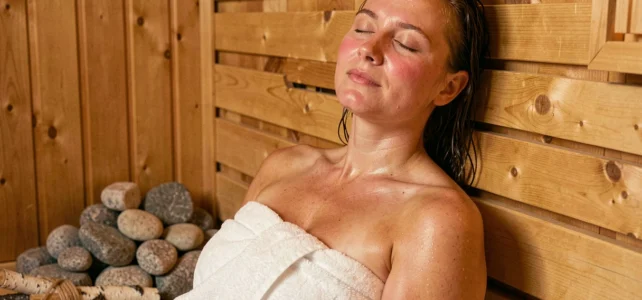 Découvrez les bienfaits du sauna pour une détente et un bien-être absolus Découvrez les bienfaits du sauna pour une détente et un bien-être absolus